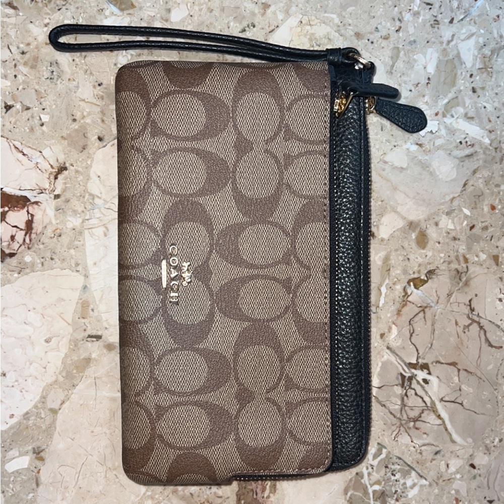 Coach wrist purse/wallet